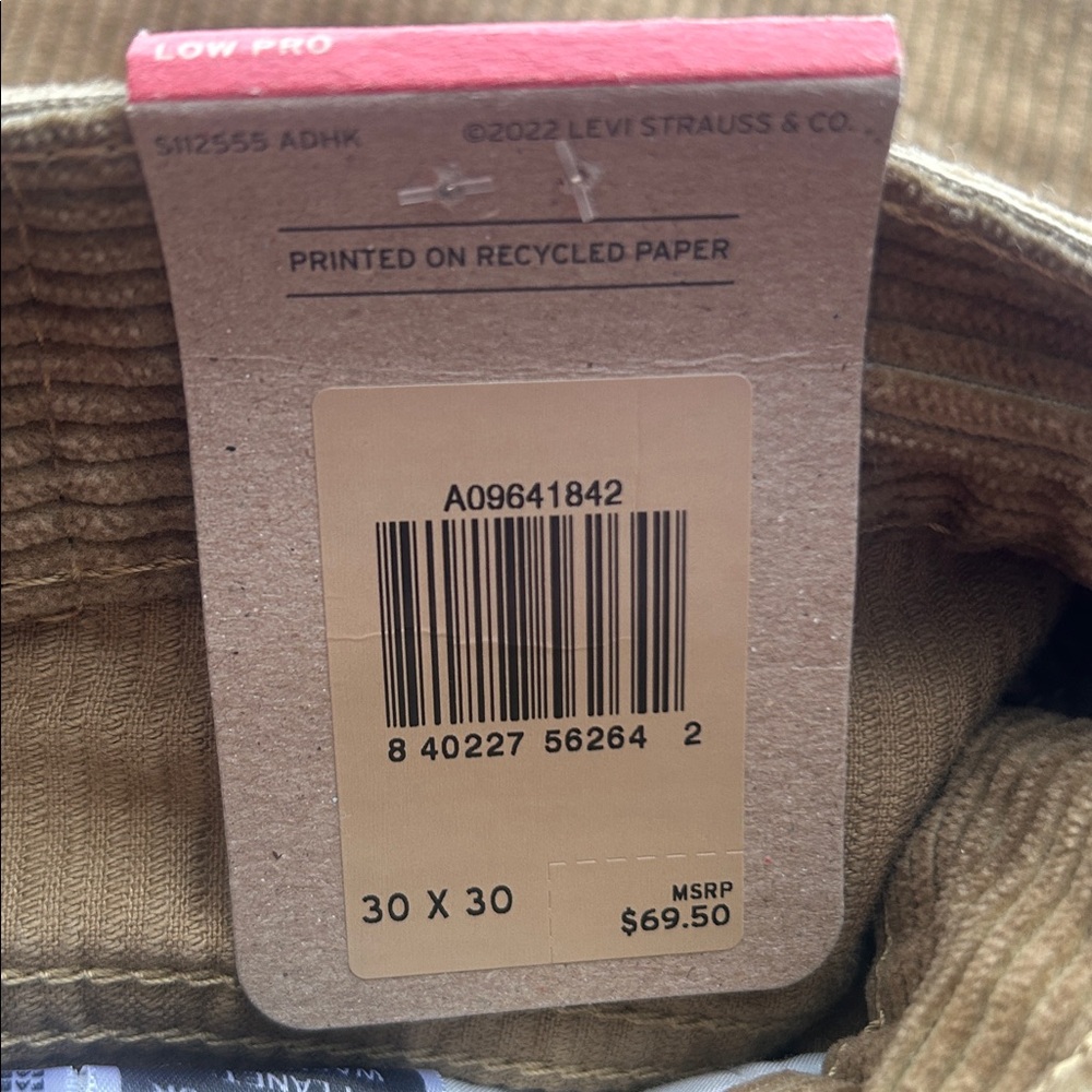 Levi’s 30 x30 Jeans Low Pro Golden Tan Corduroy MidRise Straight Leg Relaxed NWT - Picture 13 of 13